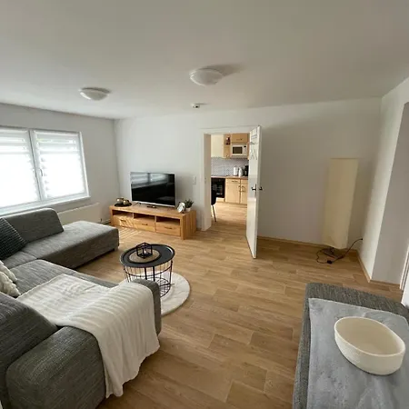 Trebelsee 2 Monteur- Und Apartamento